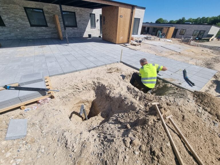 358677898_288450753699188_4726978916268277513_n